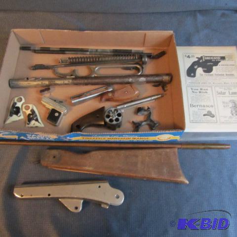 lot 366 image: Cap Gun & BB Parts