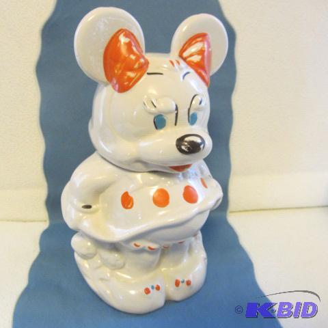 lot 51 image: Mickey Minnie Cookie Jar