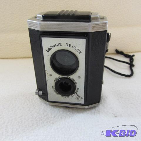 lot 78 image: Brownie Reflex Camera