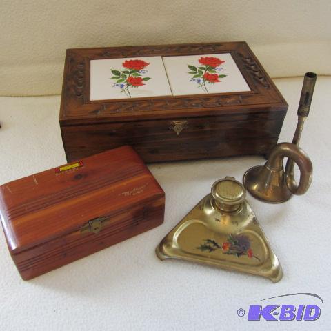 lot 79 image: State Fair Cedar Box, Ink Stand