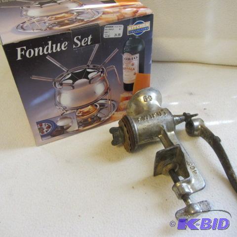lot 98 image: Food Grinder, Fondue Set