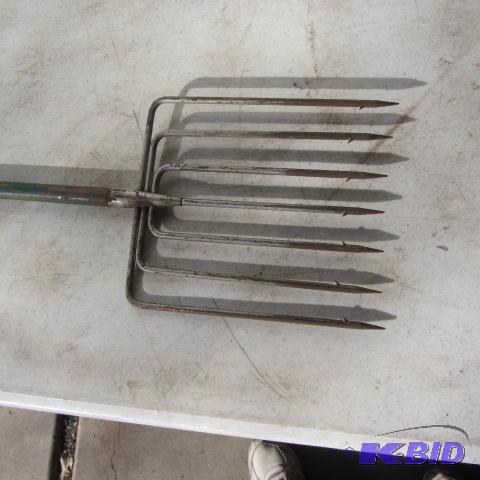Acme Fishing Spear