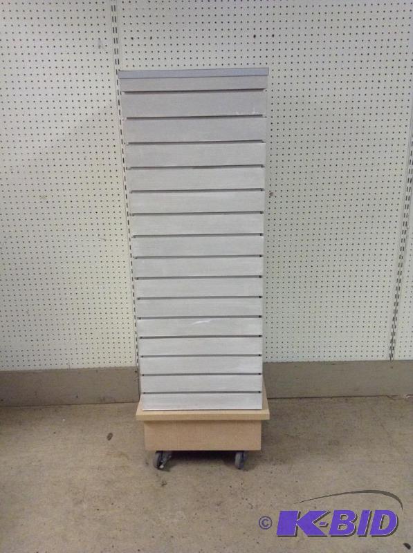 Slat Wall Rolling Display