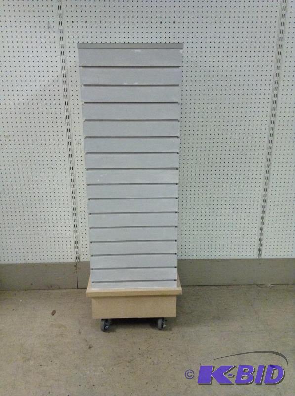 Slat Wall Rolling Display