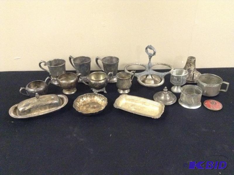 lot 104 image: Assortment Silverplate Serving Pieces