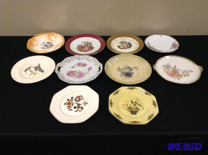 lot 122 image: Assortment Decorative Plates