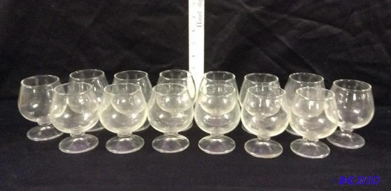 lot 13 image: Small Cognac or Brandy Snifters