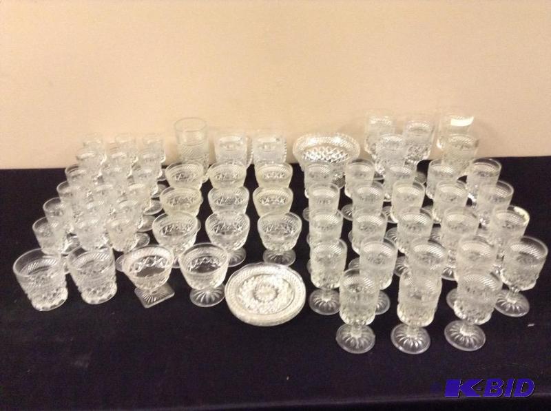 lot 140 image: Large Set Vintage Pressed Glassware
