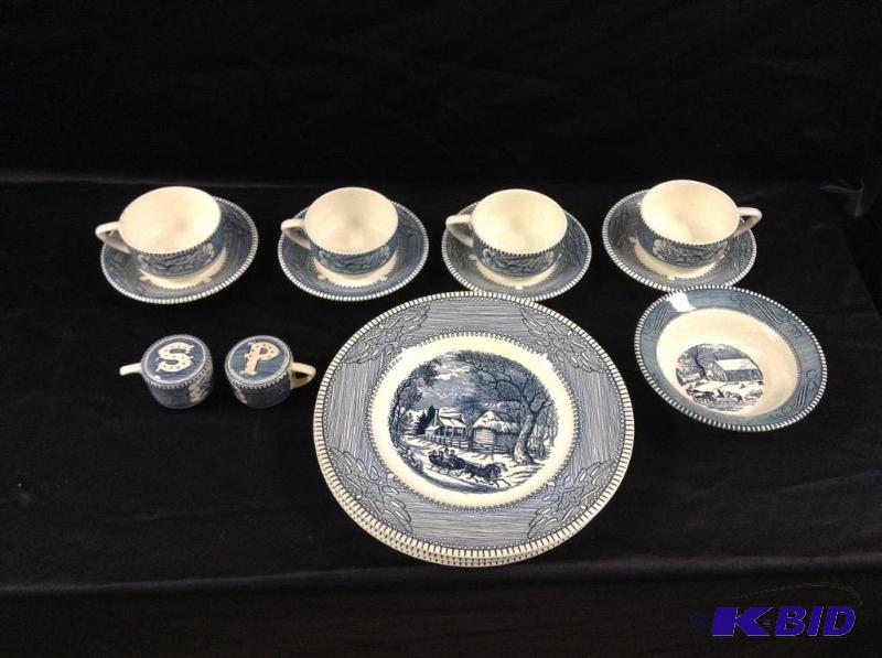lot 149 image: Blue & White Dinnerware