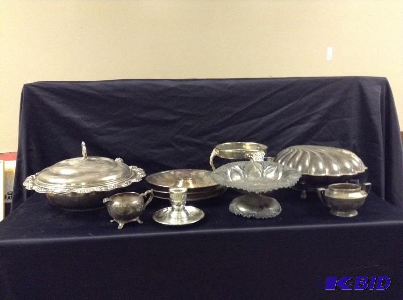 lot 156 image: Silverplate Serving Pieces