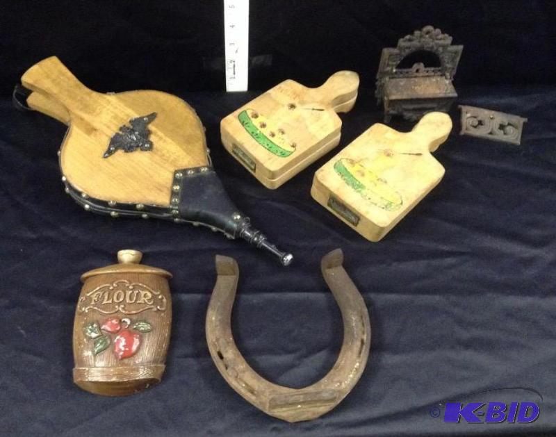 lot 17 image: Mixed Lot of Vintage Items