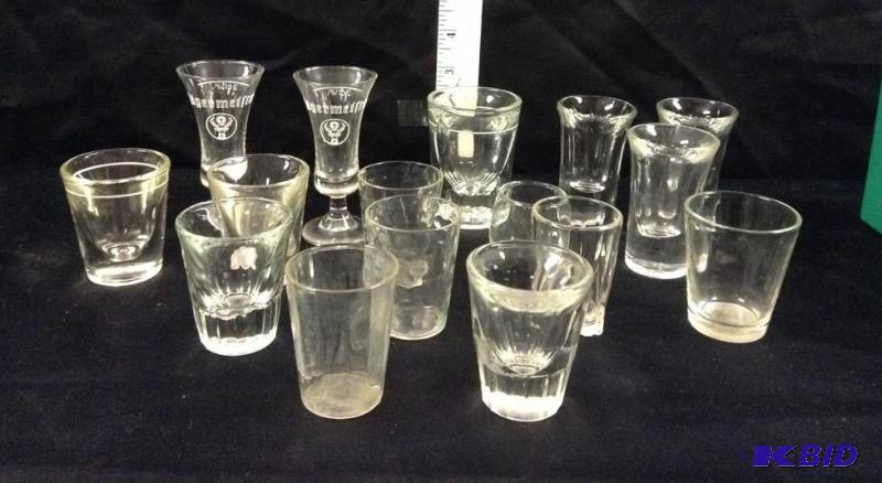 lot 21 image: Shot Glasses