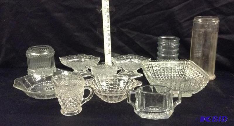 lot 31 image: More Clear Glass Serving Options