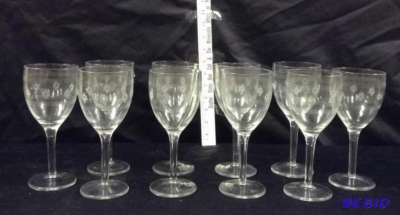 lot 34 image: Ten Etched Wine Glasses or Water Goblets