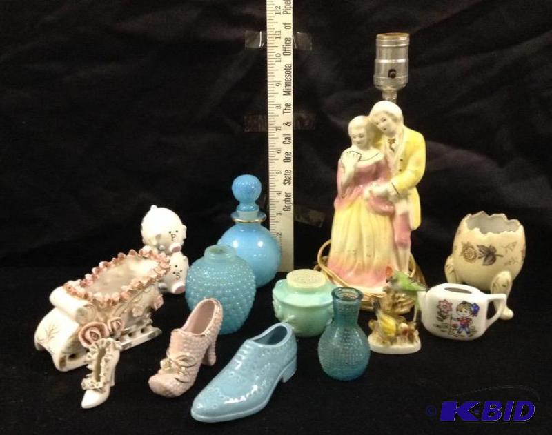 lot 39 image: Pretty Glassware and China Pieces