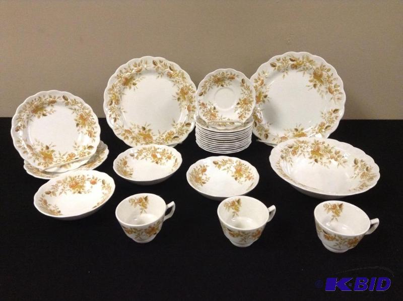 lot 56 image: Ridgway Staffordshire Antique Rose China
