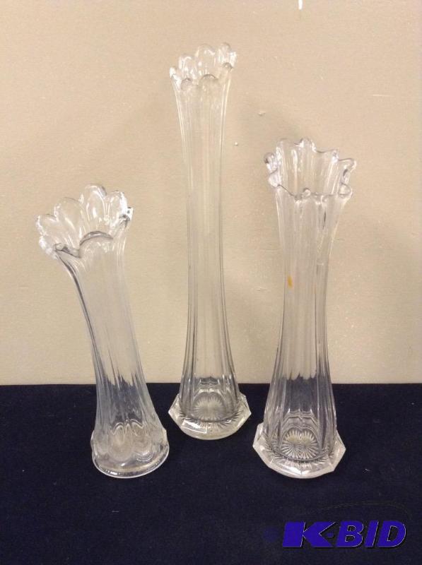 lot 61 image: 3 Clear Fluted Vases