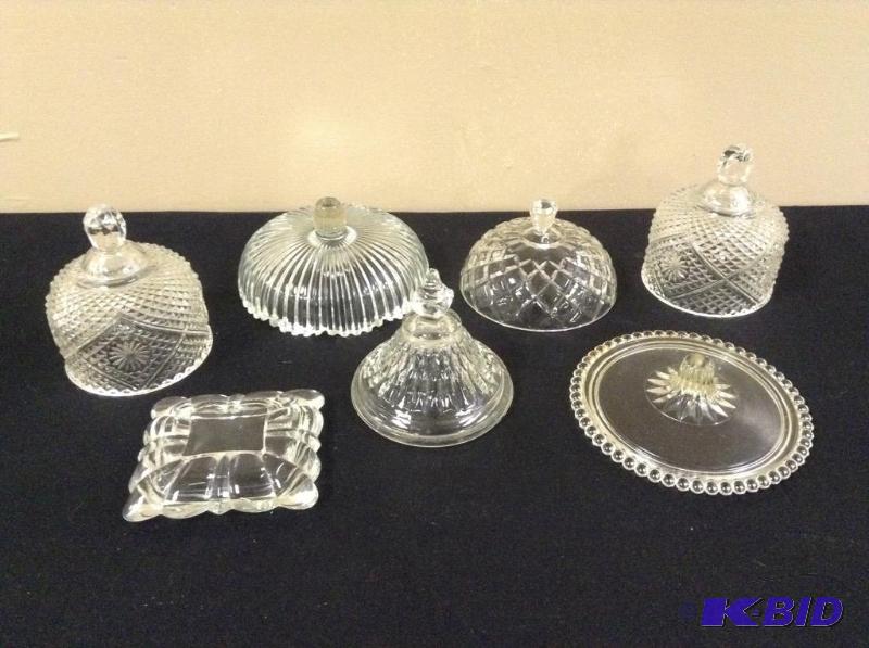 lot 77 image: Vintage Clear Pressed Glass Lids