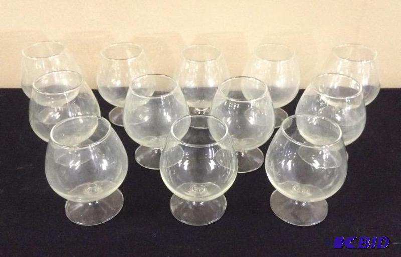 lot 84 image: 12 Brandy Glasses