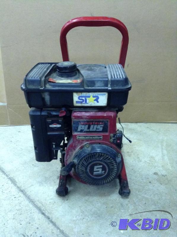 Industrial Plus 5hp Briggs & Stratton Gasoline Motor
