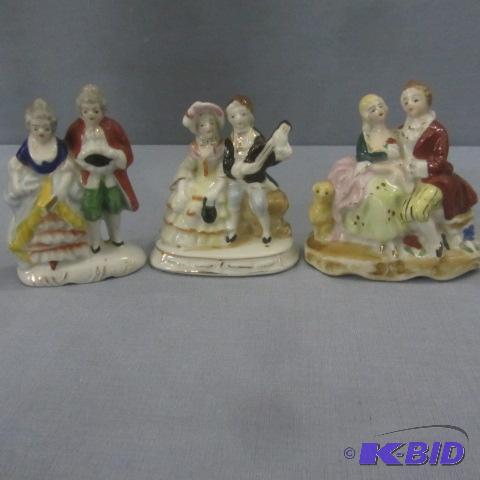 lot 112 image: Occupied Japan Figures