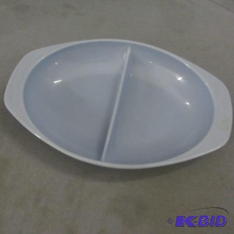 lot 17 image: Blue Pyrex Vegetable Dish