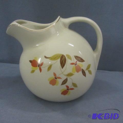 lot 3 image: Halls Jewel Tea Pitcher