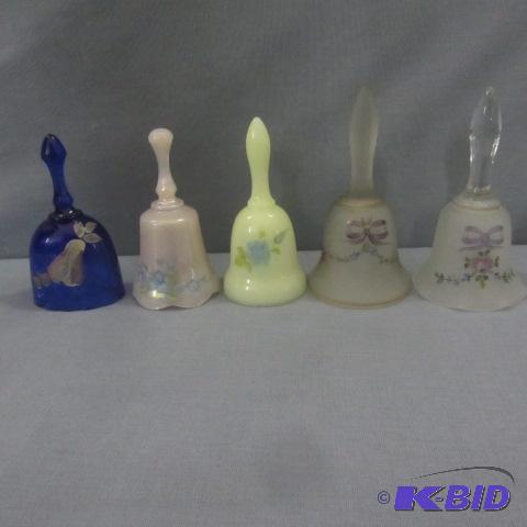 lot 32 image: Fenton Bells