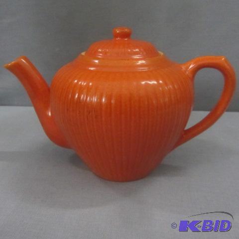 lot 57 image: Red Wing Teapot