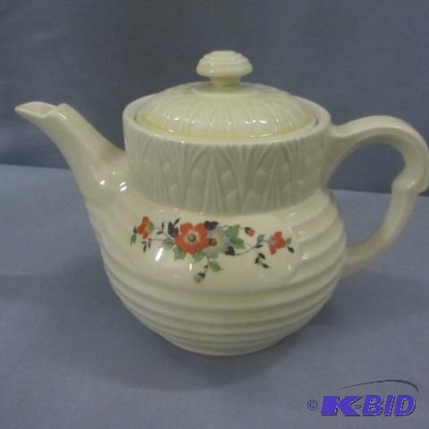 lot 61 image: Drip-O-Lator Coffee Pot