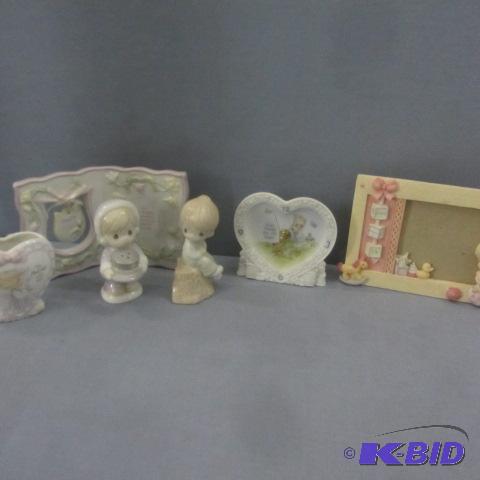 lot 94 image: PM Frame, Clock, Vase