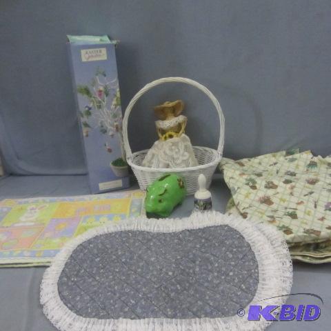 Spring, Easter Table Linens