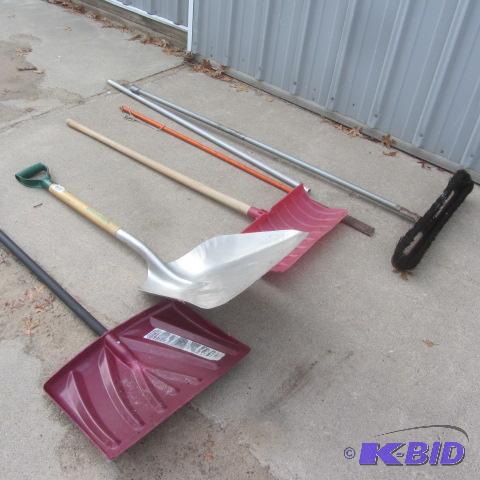 Yard Hand Tools