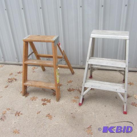 Folding Step Ladders