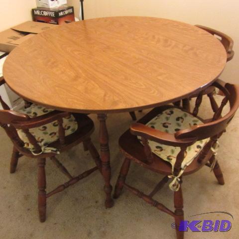 Dining Table & 4 Chairs