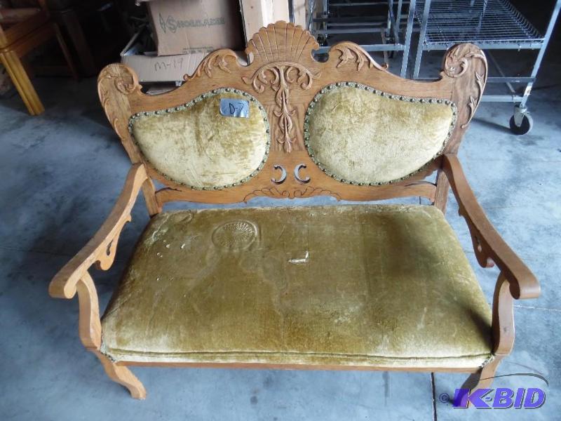 lot 13 image: Chair