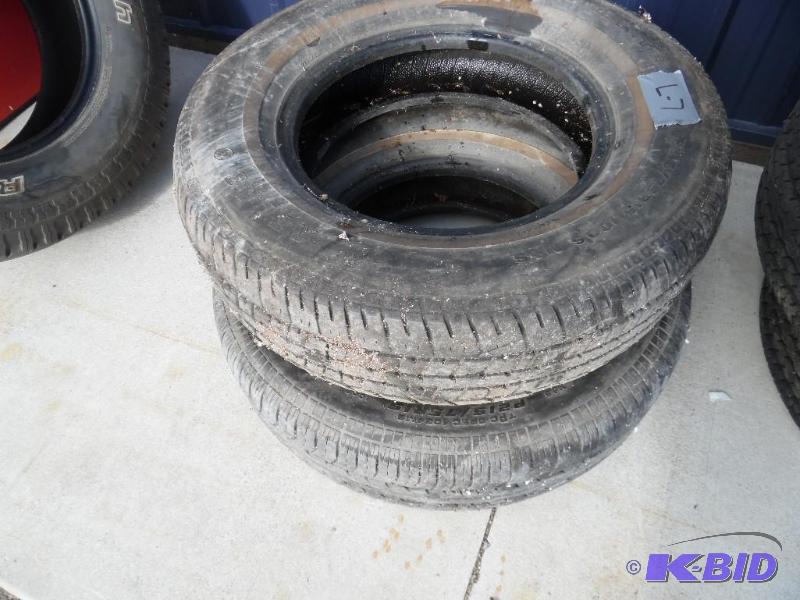 lot 19 image: Tires