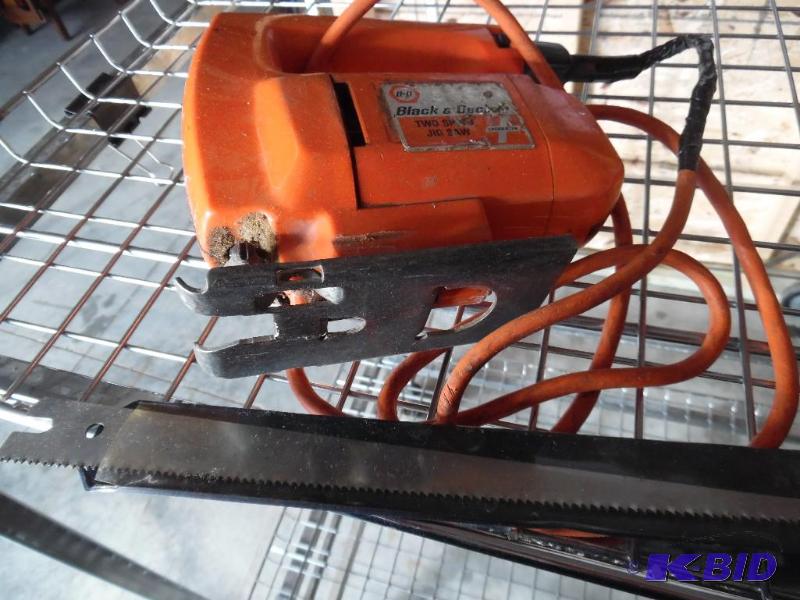 lot 30 image: Jig saw