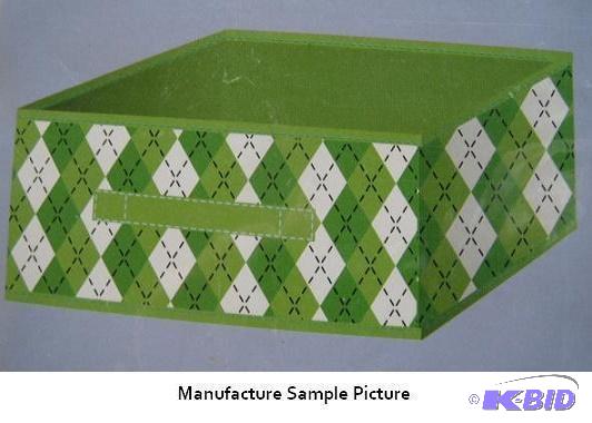 lot 18 image: Essentials Collapsible Storage Container - Pe...