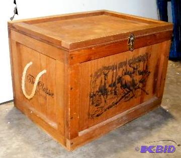 lot 29 image: Heavy Duty Wooden Decorative Storage Box - &q...