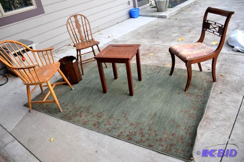 lot 100 image: Rug, 3 wood chairs,&nbspsmall table, and sm...