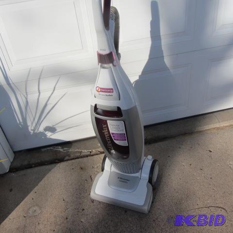 Electrolux Bagless Vacuum