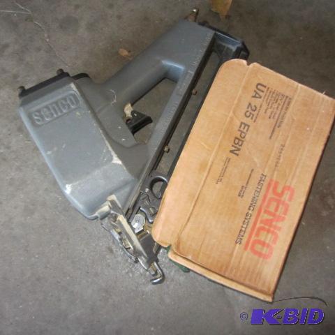 Senco Air Nailer