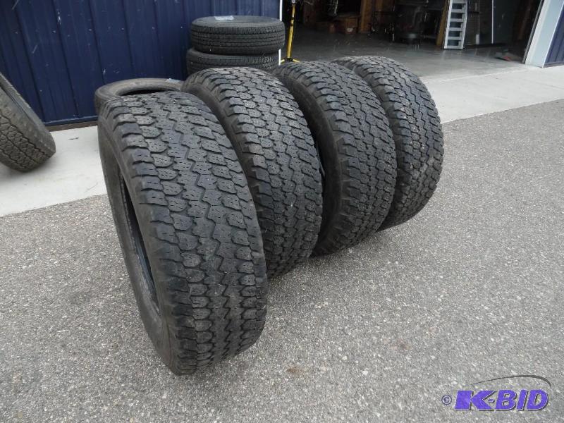 lot 7 image: Good Year Tires
