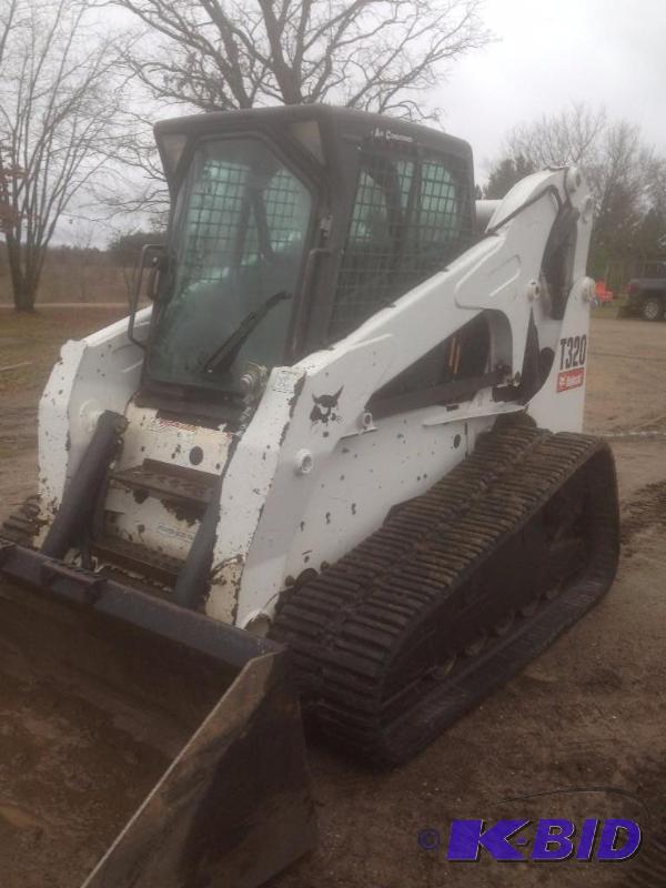 2008 Bobcat T320