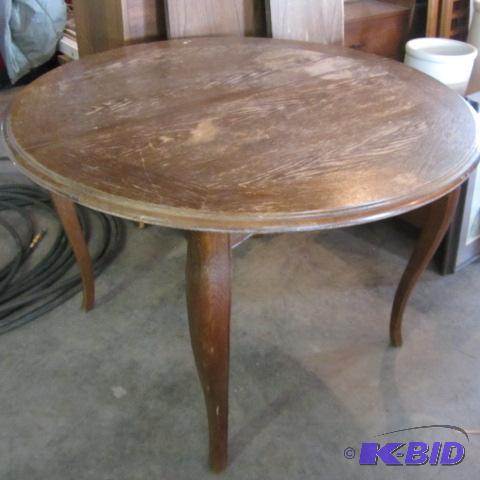 Round Dine Table