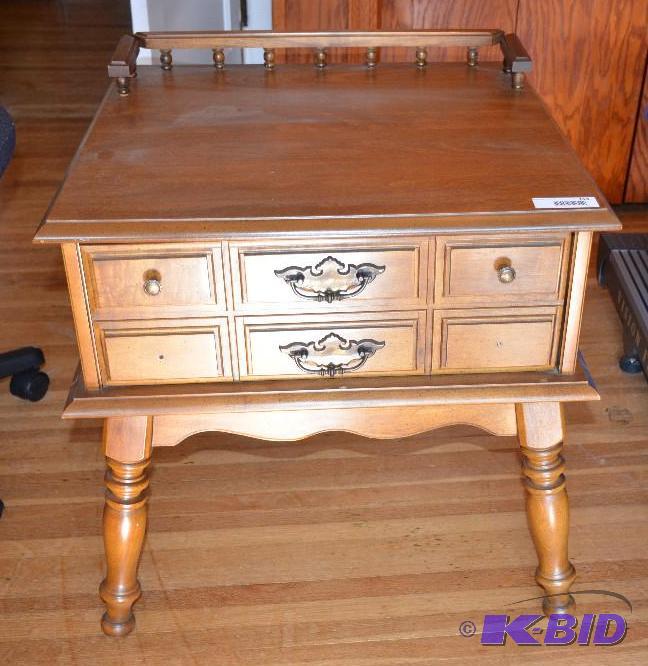 lot 114 image: Wood table 22x23x23 tall...