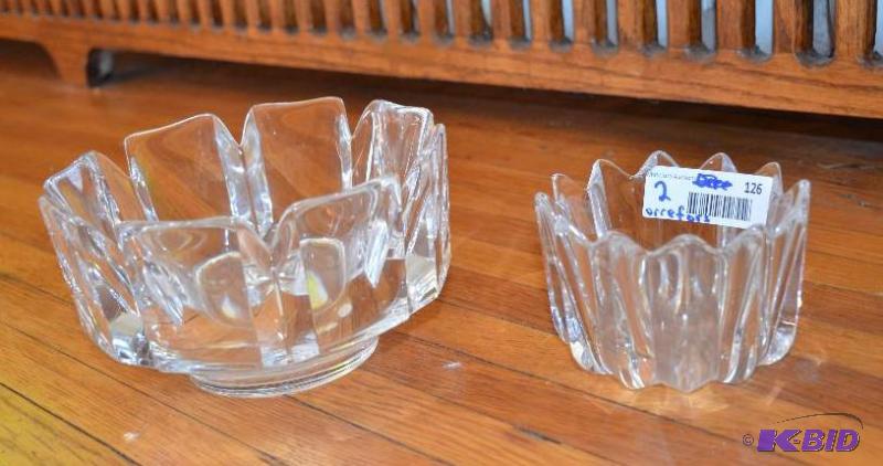 lot 126 image: Orrefors crystal bowls - 5" diameter, 3&...