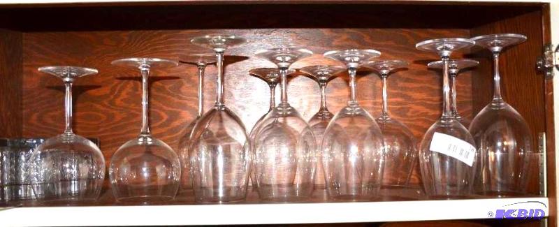 lot 139 image: Expensive Riedel&nbspWine glasses, dozen...