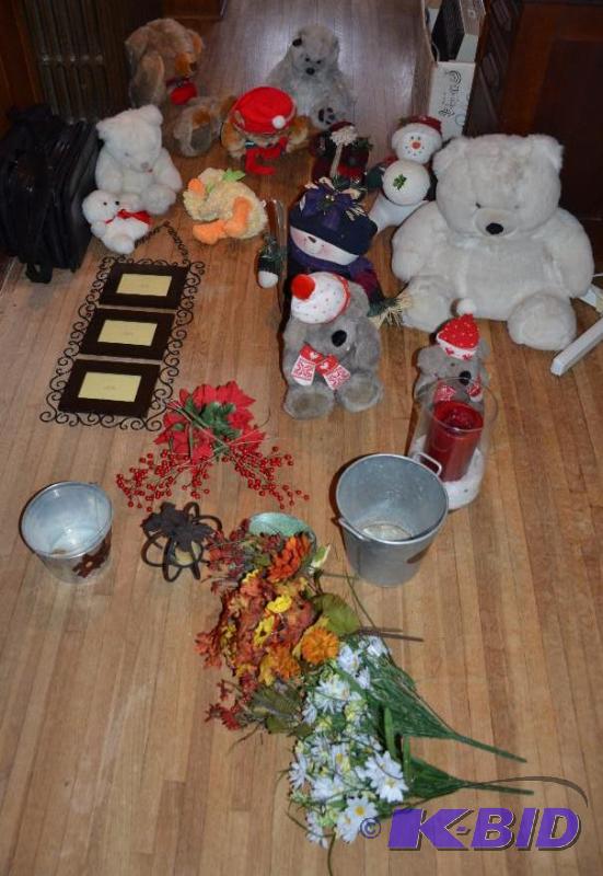 lot 169 image: Holiday decor, stuffed animals, floral , pail...